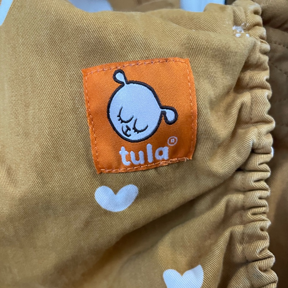 Free to Grow Tula Carrier in Tan with White Hearts